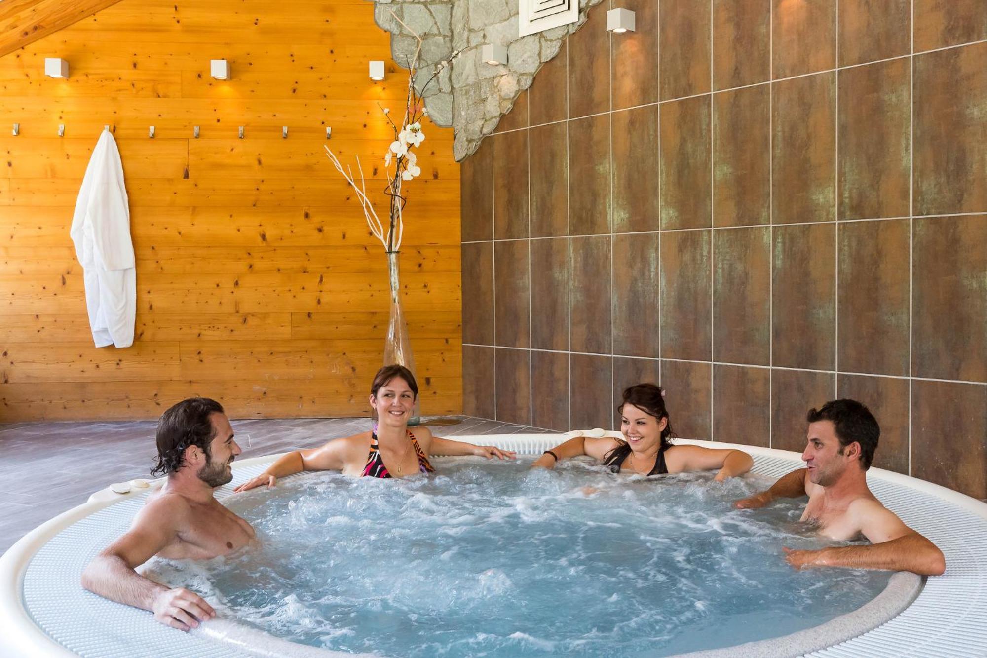 Hotel & Spa Les Bartavelles Crots Ngoại thất bức ảnh