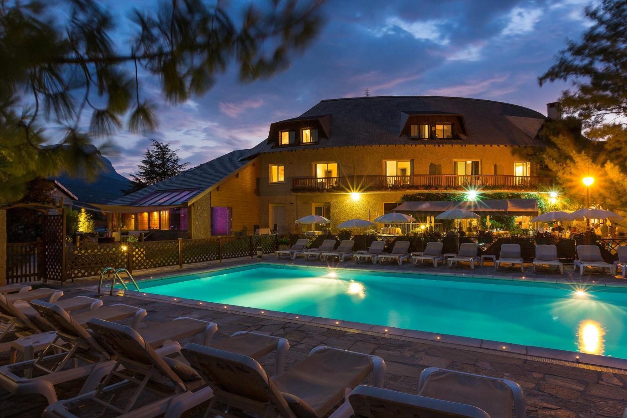 Hotel & Spa Les Bartavelles Crots Ngoại thất bức ảnh