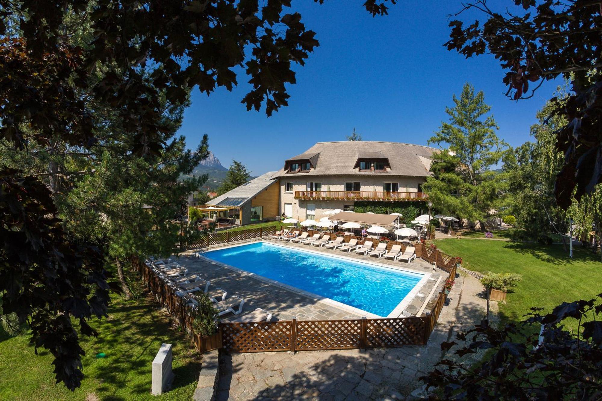 Hotel & Spa Les Bartavelles Crots Ngoại thất bức ảnh