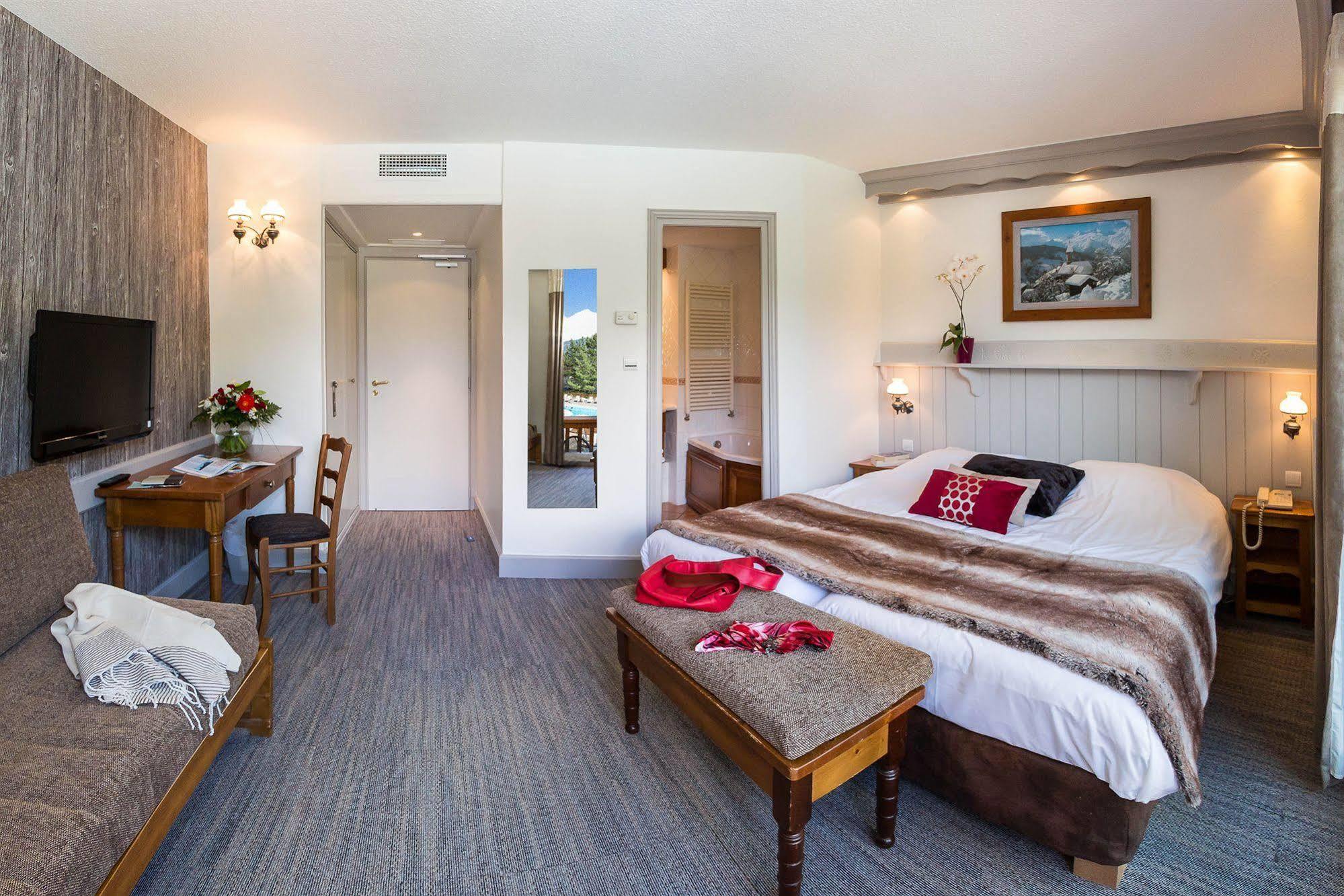 Hotel & Spa Les Bartavelles Crots Ngoại thất bức ảnh